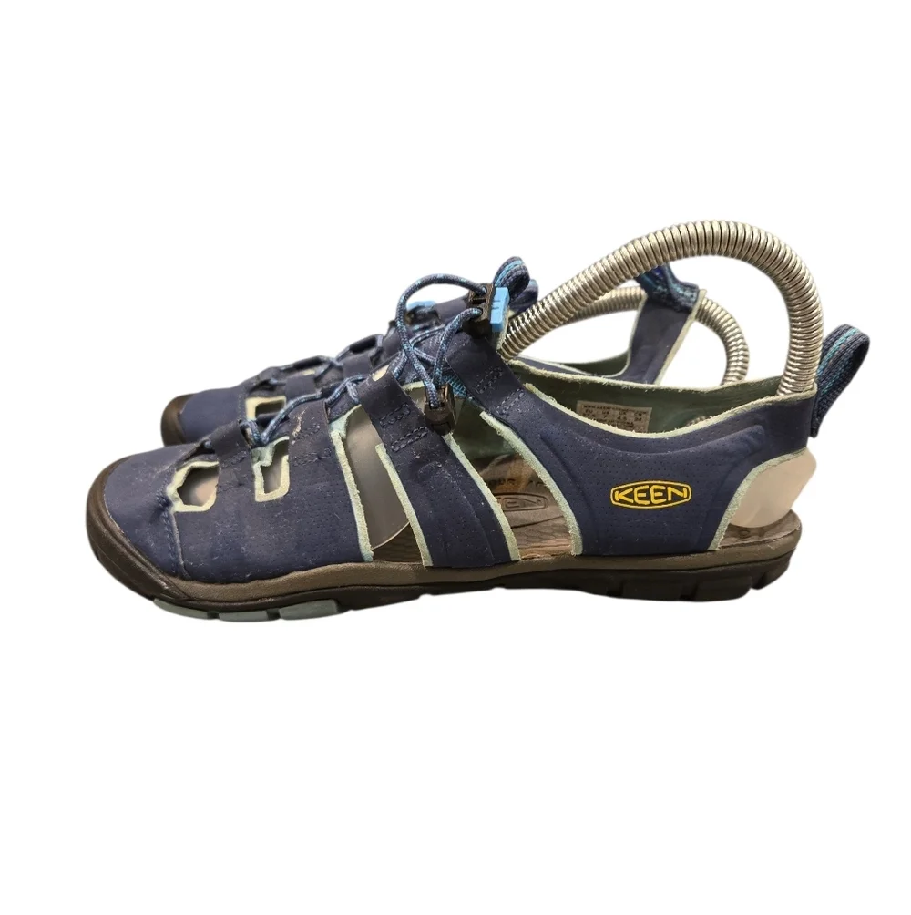 KEEN CLEARWATER CNX WATERPROOF HIKING SANDALS WOMEN'S. SIZE 7. BLUE.
